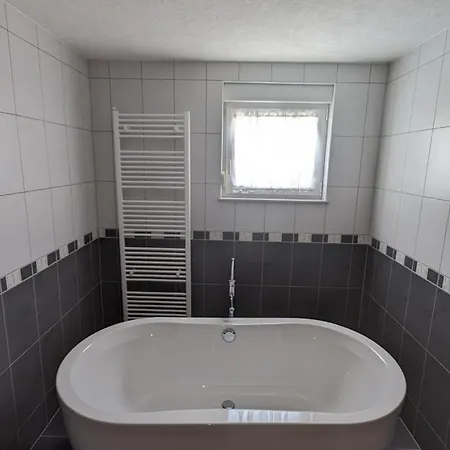 Stylish With Pool Access Apartman Oklaji